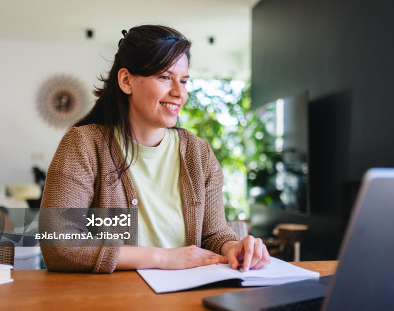 istockphoto-2206241249-1024x1024_cropped02.jpg